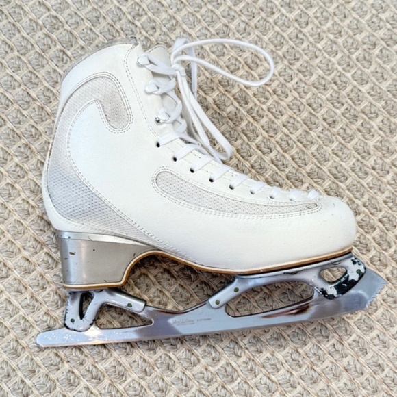 Pre-Owned Edea Ice Fly Figure Skates with John Wilson Gold Seal Revolution Blade - Picture 4 of 13
